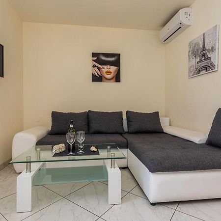 Domagoj D&D, Baska Apartment ภายนอก รูปภาพ